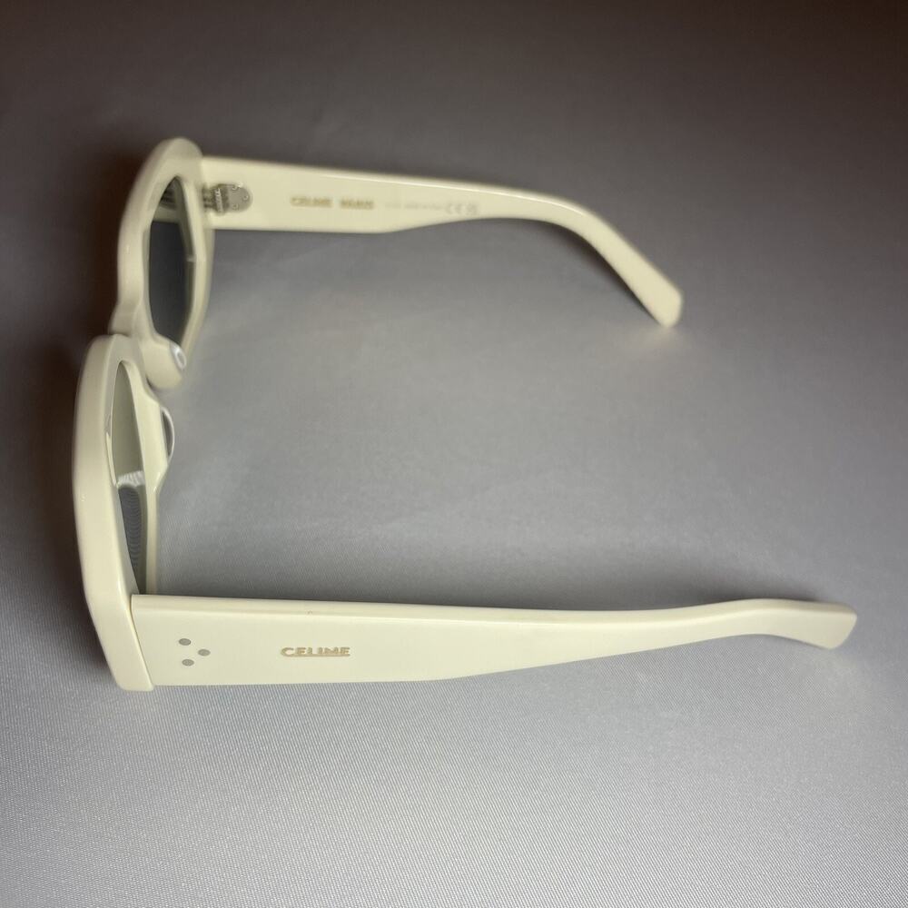 CELINE Unisex Square Oval Sunglasses White Ivory Dark Brown Lense CL40255I 25E - Picture 5 of 13